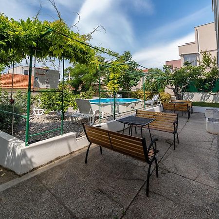 Apartments Turtle Gardens 마카르스카 외부 사진